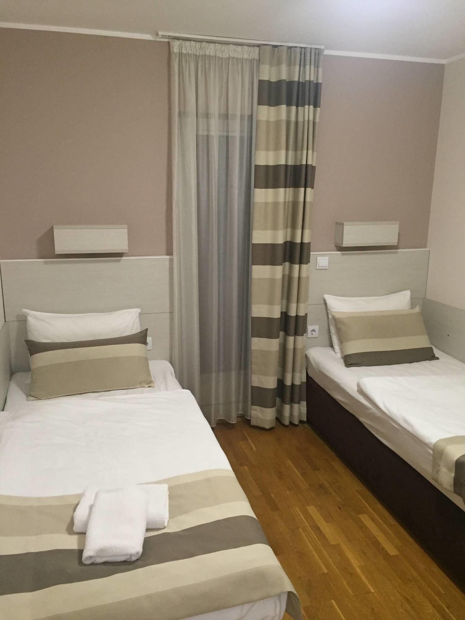 M-Club Hotel Будва Екстериор снимка