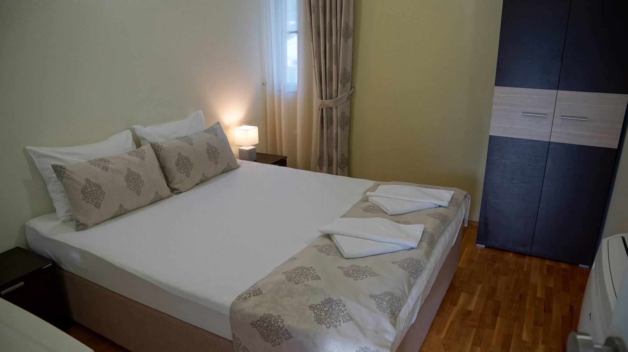 M-Club Hotel Будва Екстериор снимка